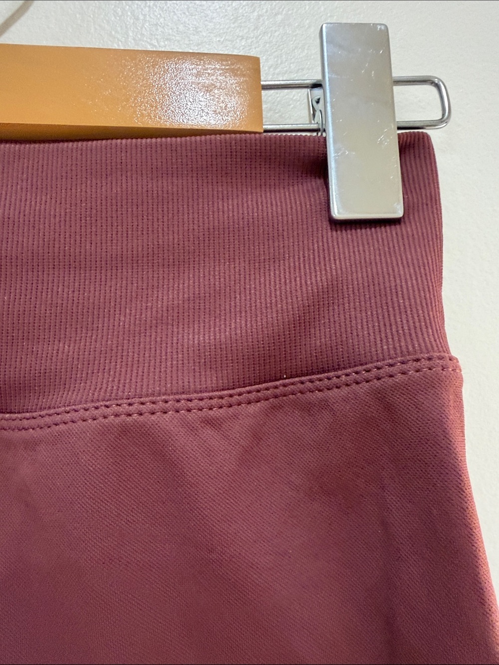 NWOT High-Waist Scrunch Bike Shorts in Burgundy - Picture 6 of 7